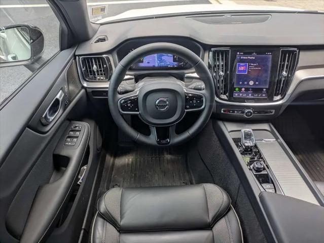 2024 Volvo S60 B5 Plus Black Edition