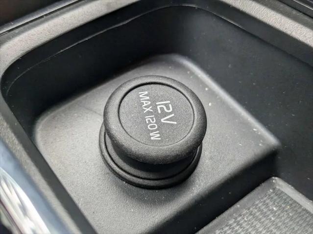 2024 Volvo S60 B5 Plus Black Edition