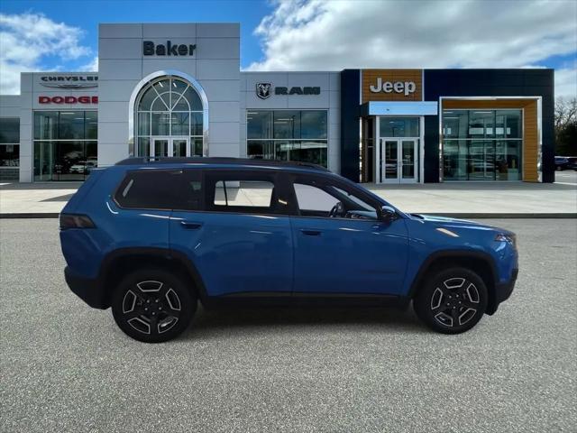 2026 Jeep Cherokee Laredo 4x4 for sale in Lowell, MI