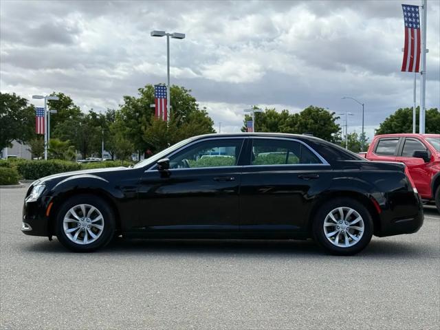 2018 Chrysler 300 Touring
