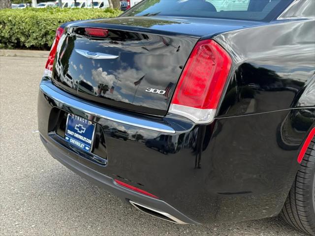 2018 Chrysler 300 Touring