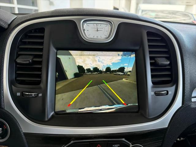 2018 Chrysler 300 Touring