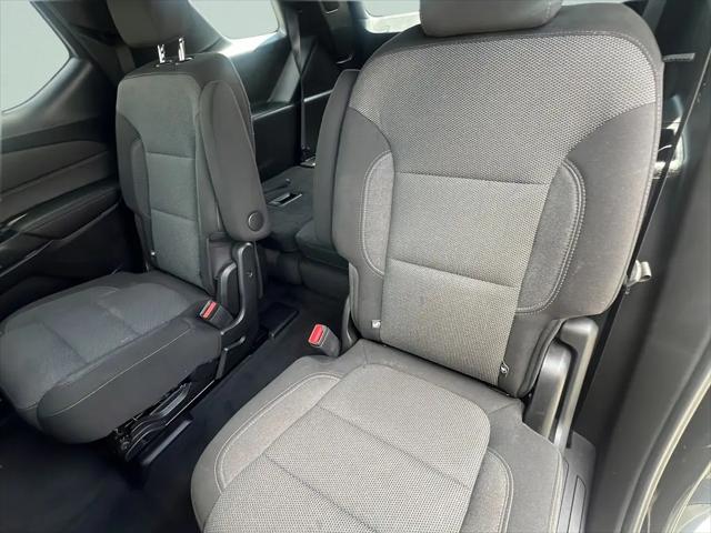 2023 Chevrolet Traverse FWD LT Cloth