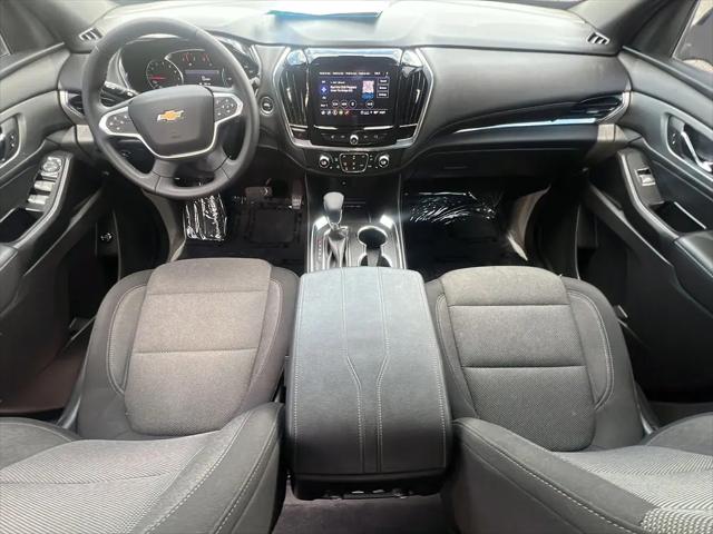 2023 Chevrolet Traverse FWD LT Cloth