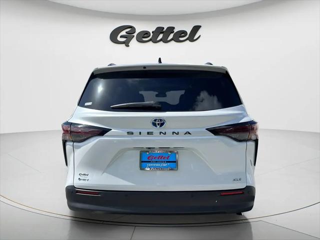 2025 Toyota Sienna XLE