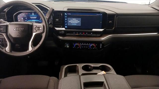 2023 Chevrolet Silverado 1500 4WD Crew Cab Short Bed RST