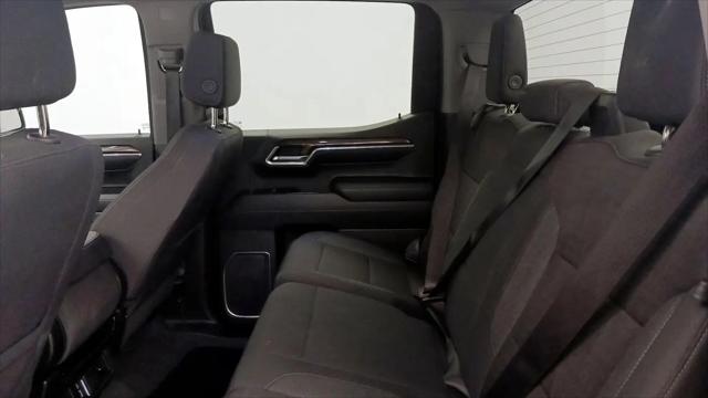 2023 Chevrolet Silverado 1500 4WD Crew Cab Short Bed RST