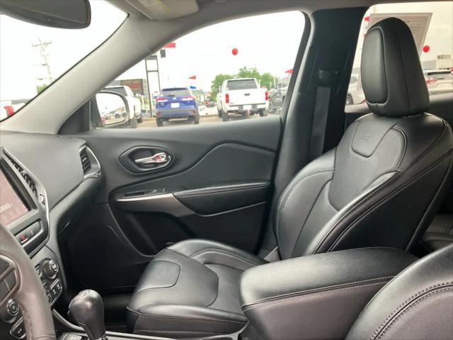 2022 Jeep Cherokee Latitude Lux 4x4