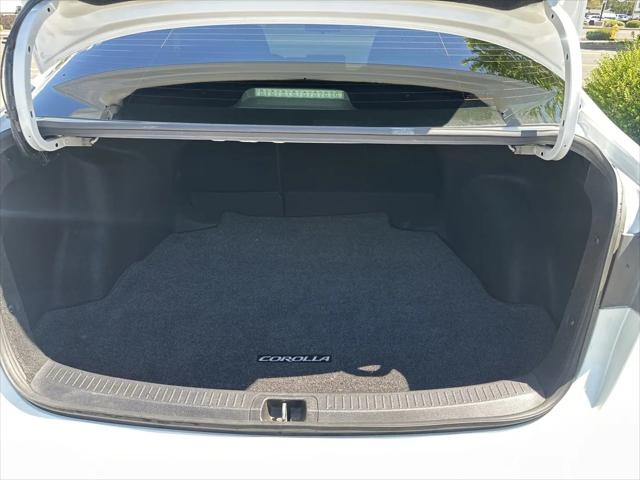 2022 Toyota Corolla SE 6MT