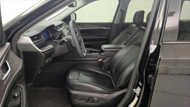 2023 Jeep Grand Cherokee Limited 4x2