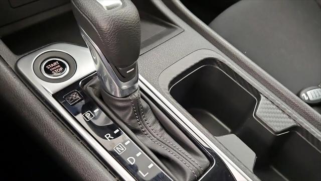 2021 Nissan Sentra SV Xtronic CVT