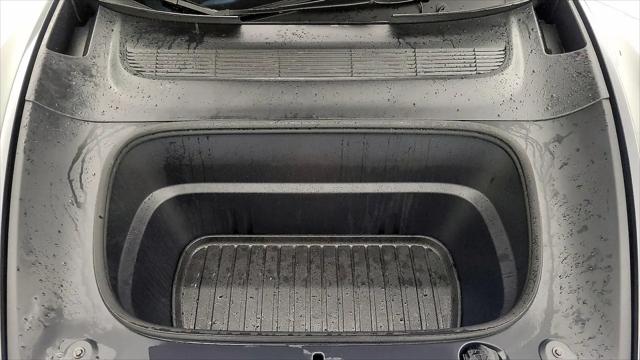 2026 Tesla Model Y Premium Rear-Wheel Drive