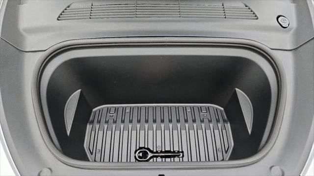 2025 Tesla Model Y Performance Dual Motor All-Wheel Drive