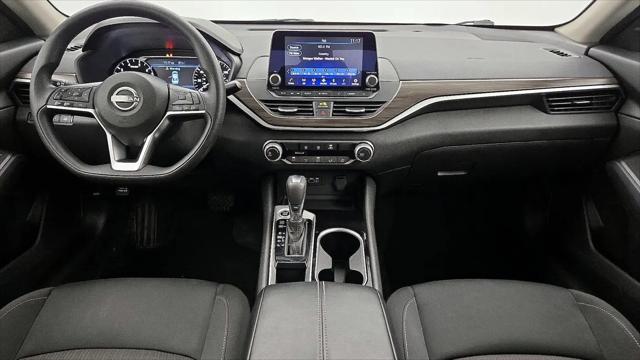 2024 Nissan Altima SV FWD