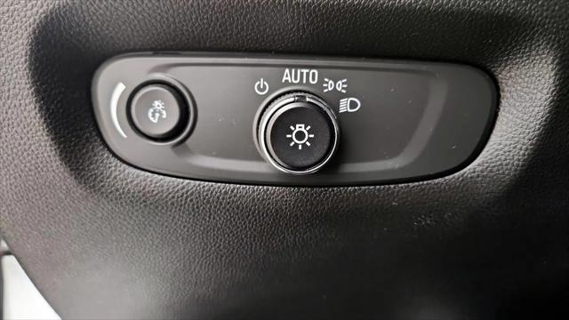 2023 Chevrolet Traverse FWD LS