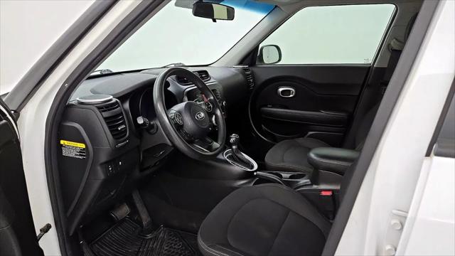 2015 Kia Soul Base