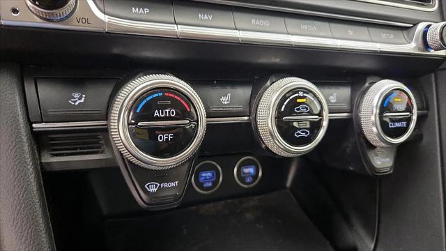 2022 Genesis G70 2.0T RWD