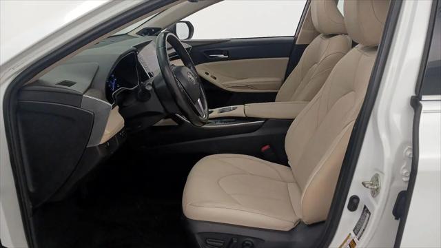 2019 Toyota Avalon XLE