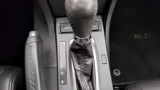 2017 Acura ILX AcuraWatch Plus Package