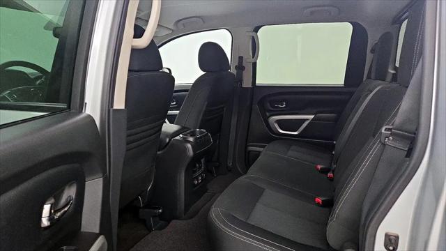 2019 Nissan Titan SV