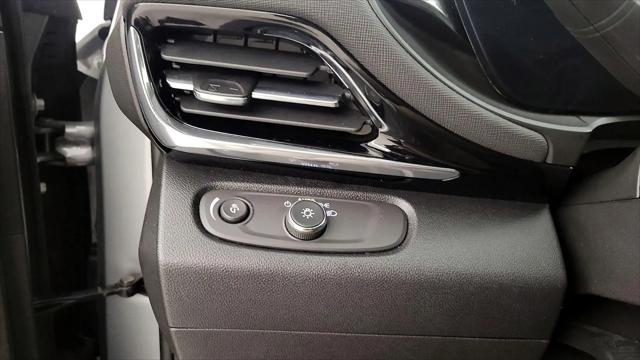 2025 Buick NV Sport Touring FWD