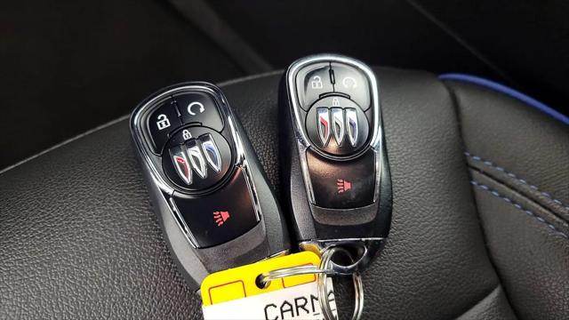 2025 Buick NV Sport Touring FWD