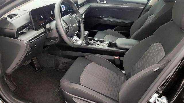 2025 Kia K5 LXS
