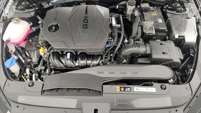 2025 Kia K5 LXS