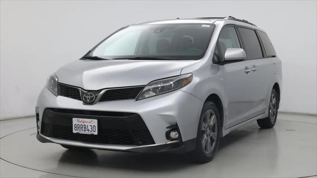 2020 Toyota Sienna SE