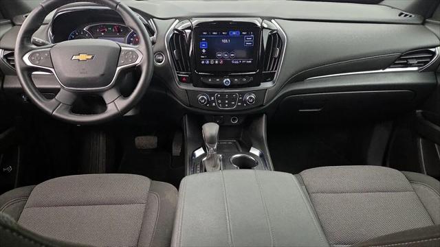 2023 Chevrolet Traverse FWD LT Cloth