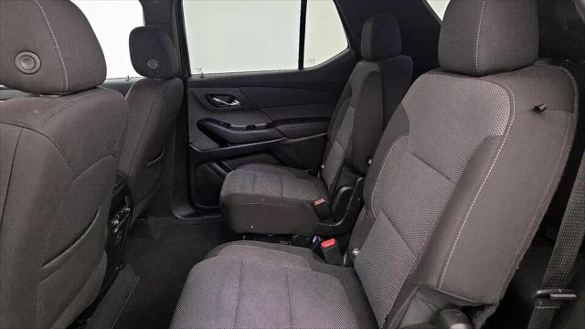 2023 Chevrolet Traverse FWD LT Cloth