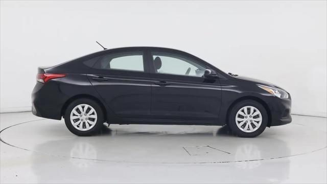 2020 Hyundai Accent SE
