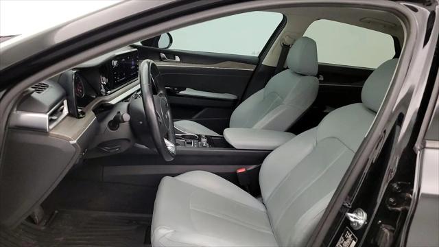 2022 Kia K5 EX