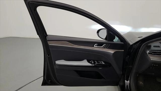 2022 Kia K5 EX