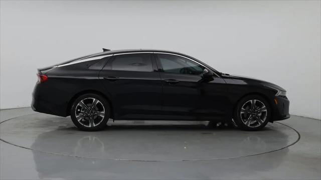 2022 Kia K5 EX