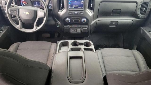 2022 Chevrolet Silverado 1500 4WD Crew Cab Short Bed Custom