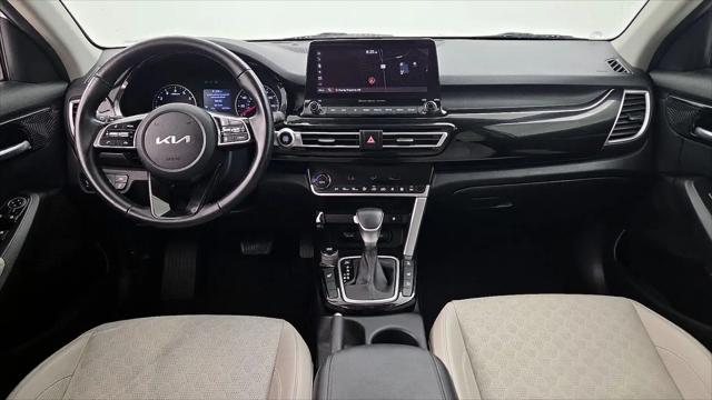 2023 Kia Seltos EX