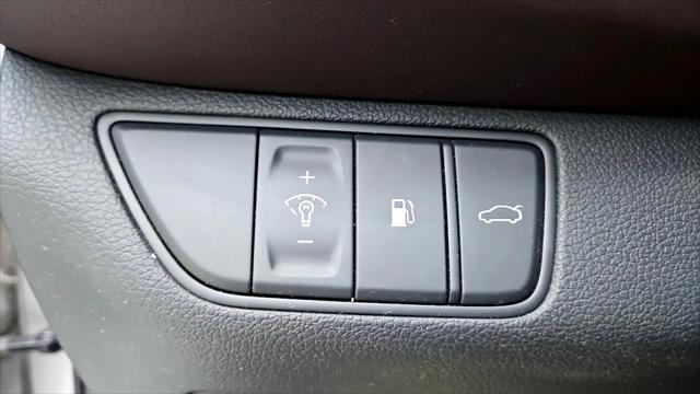 2022 Genesis G70 2.0T RWD
