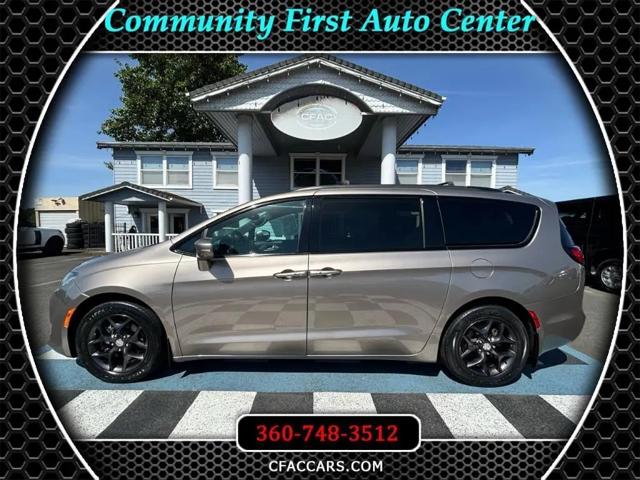 2018 Chrysler Pacifica Limited for sale in Chehalis, WA