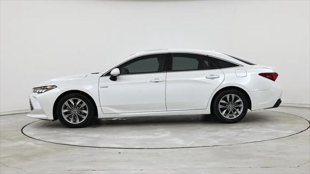 2020 Toyota Avalon Hybrid XLE
