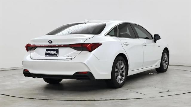 2020 Toyota Avalon Hybrid XLE