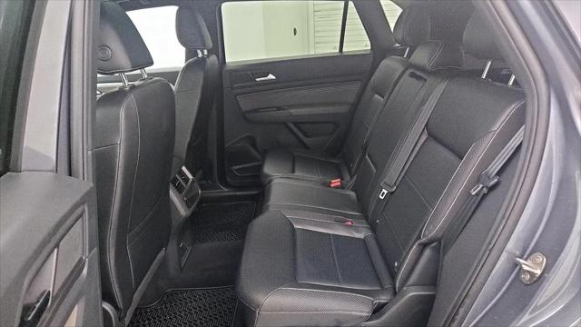 2022 Volkswagen Atlas Cross Sport 2.0T SE w/Technology