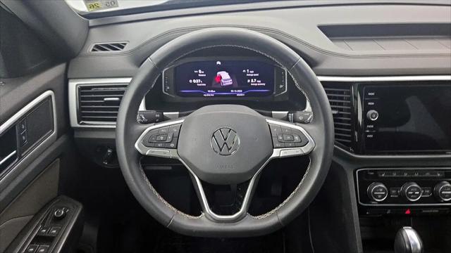 2022 Volkswagen Atlas Cross Sport 2.0T SE w/Technology