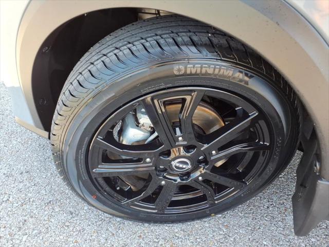 2023 Nissan Kicks SR Xtronic CVT