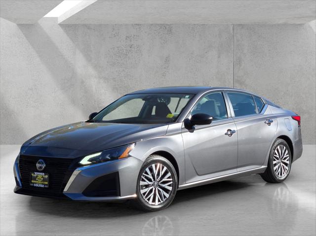 2024 Nissan Altima SV FWD