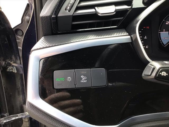 2022 Audi Q3 Premium Plus 40 TFSI quattro Tiptronic