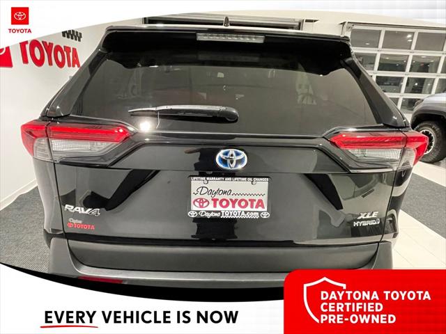 2021 Toyota RAV4 Hybrid XLE