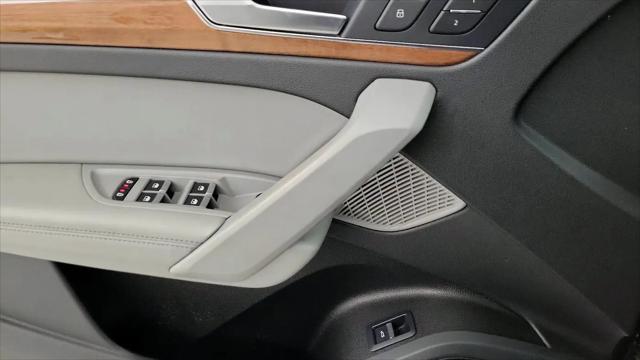 2022 Audi Q5 Premium Plus 45 TFSI S line quattro S tronic