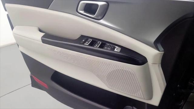 2024 Kia Carnival MPV LX Seat Package