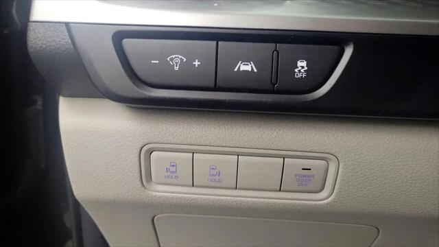2024 Kia Carnival MPV LX Seat Package